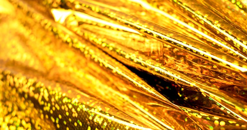Folie hot stamping – zastosowanie i korzyści dla opakowań premium